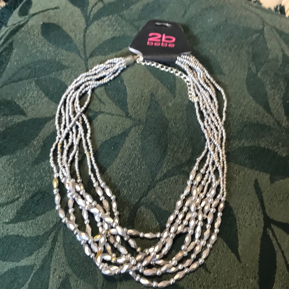 Bebe -choker